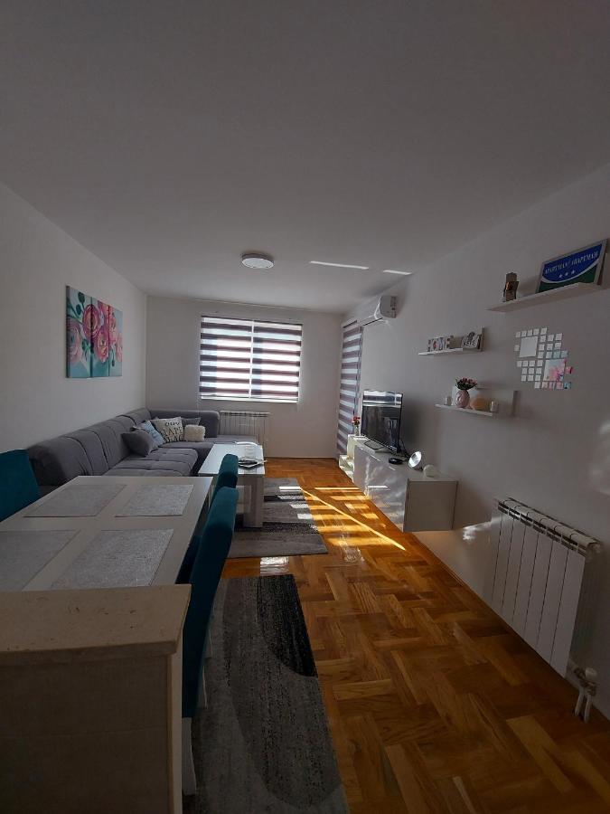 Apartman Victoria Lukavica 외부 사진
